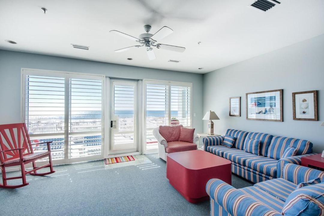 Photo of Others in White Sands