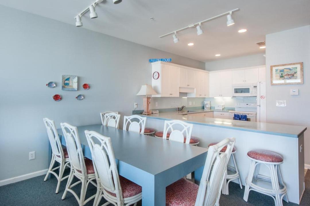 Photo of Kitchen in White Sands