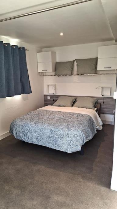 Photo of Bedroom in Toul