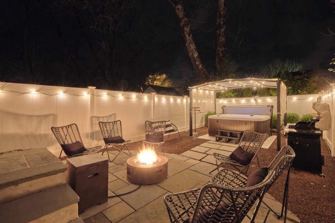 Photo of Others in Lambertville