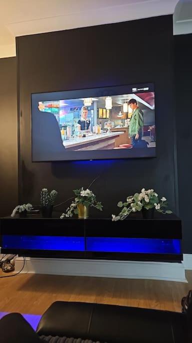 Photo of Livingroom in Burnt Oak