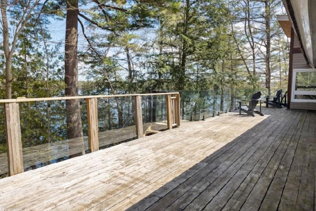 Photo of Patio Balcony in Gravenhurst