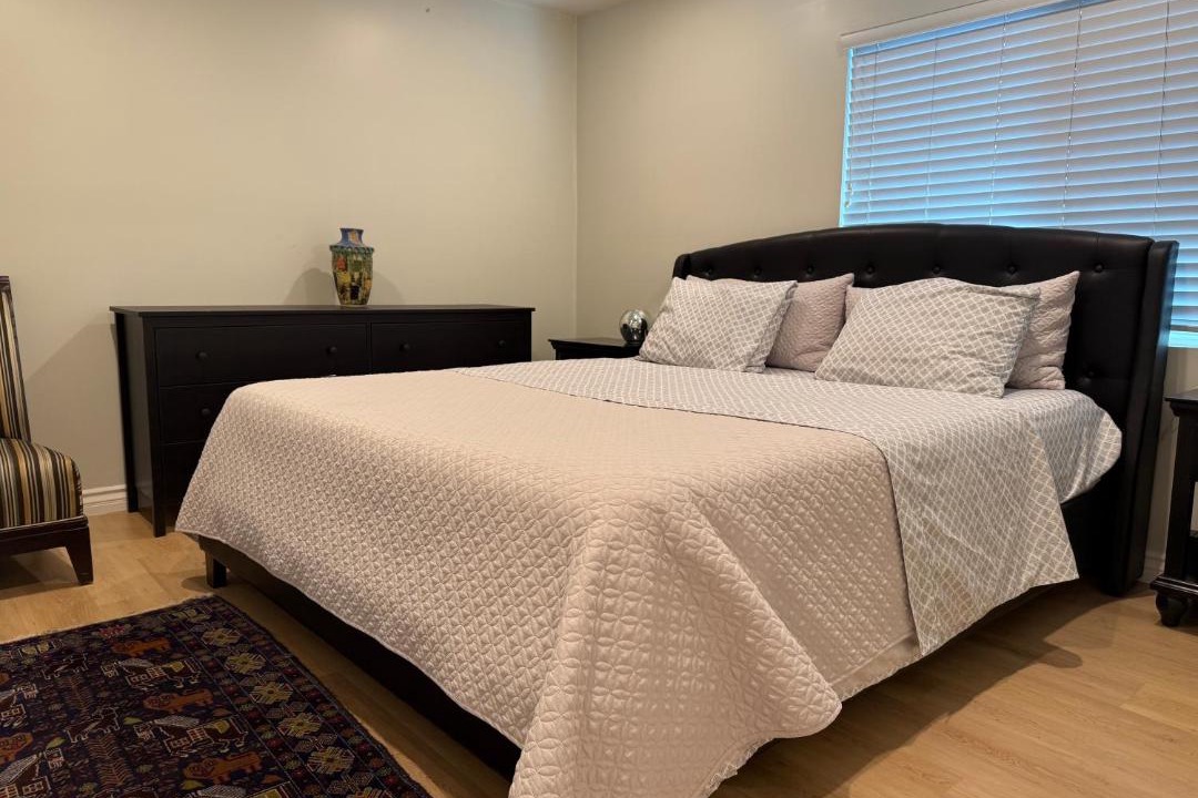 Photo of Bedroom in Pasadena