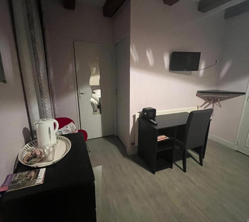 Photo of Others in Azay-le-Ferron