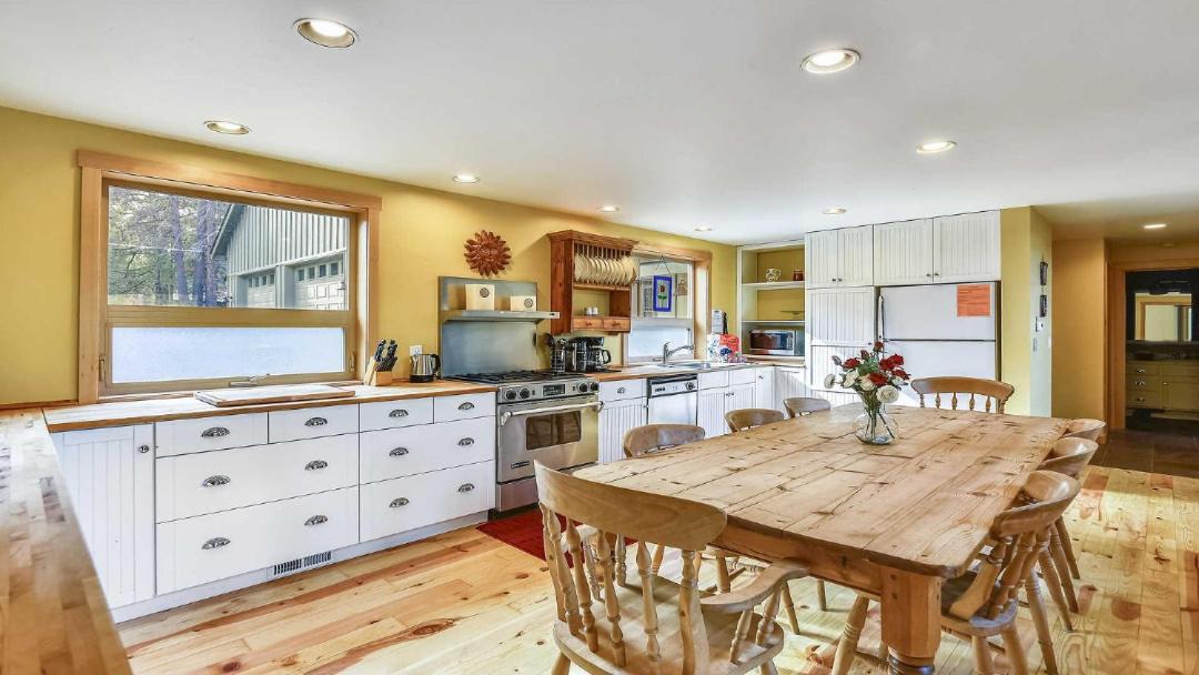 Photo of Kitchen in Sunriver