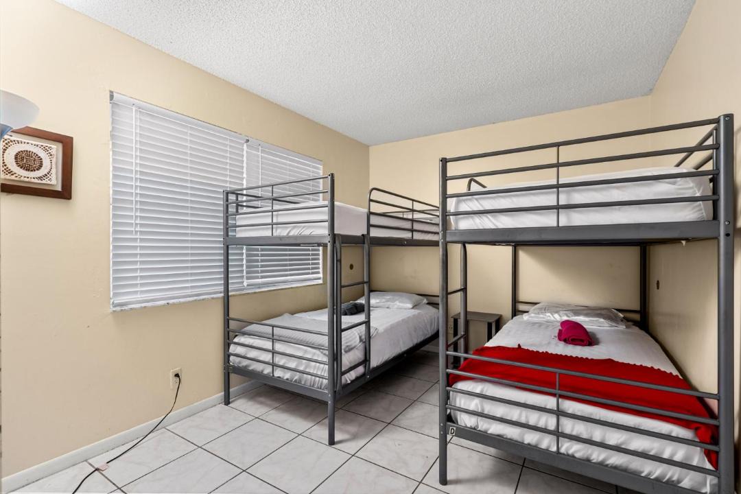 Photo of Bedroom in Middle River Terrace