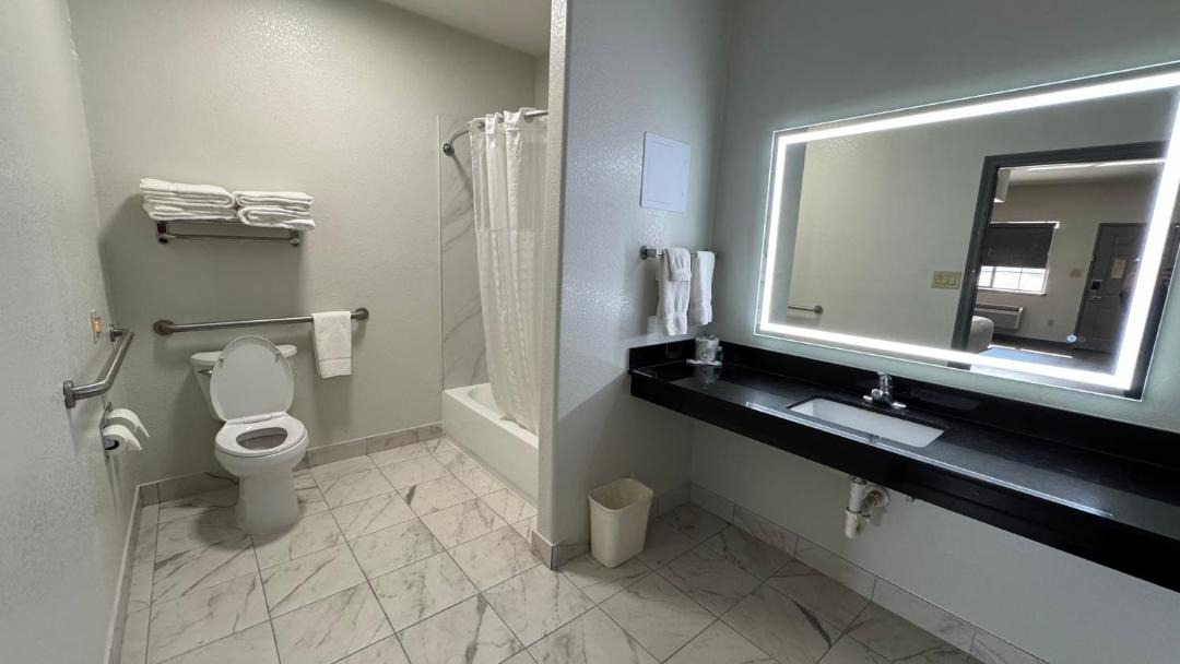 Photo of Bathroom in Pleasanton