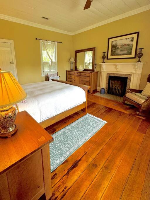 Photo of Bedroom in Kingsport