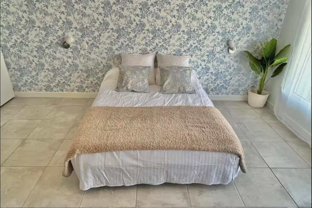 Photo of Bedroom in Mont-de-Marsan
