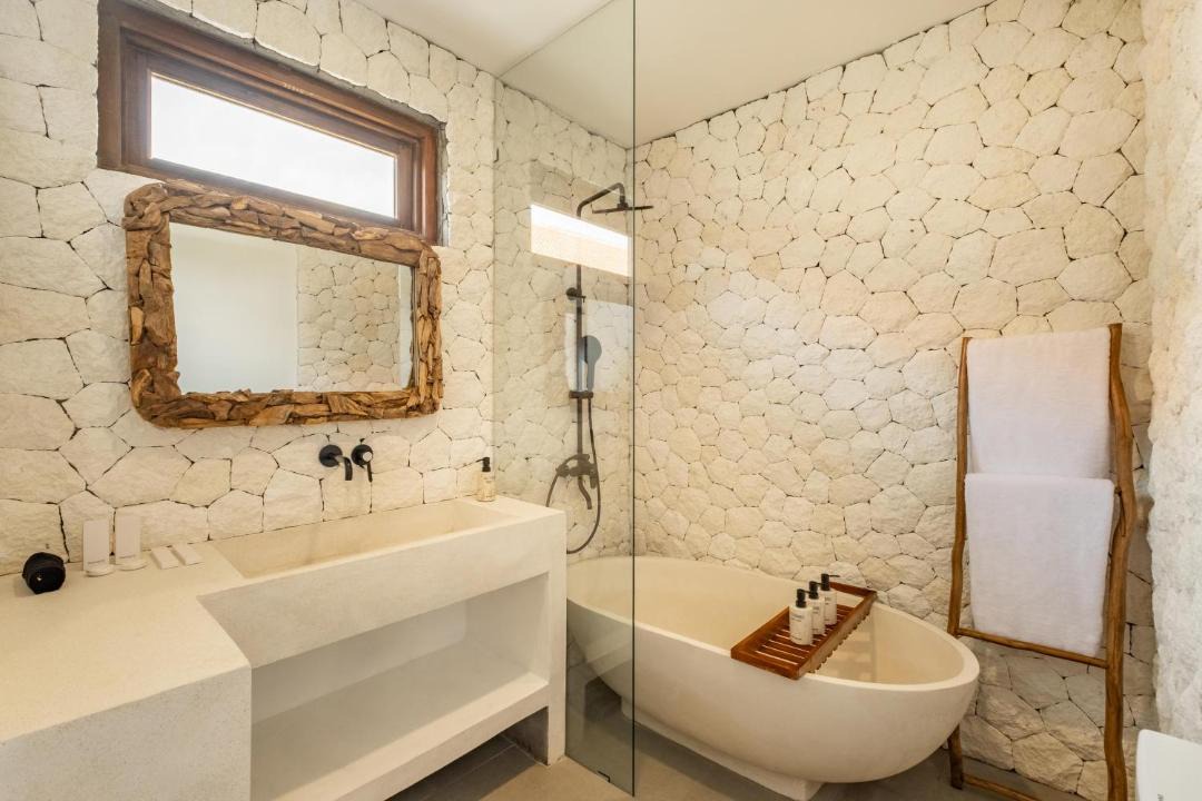 Photo of Bathroom in Sunset Road
