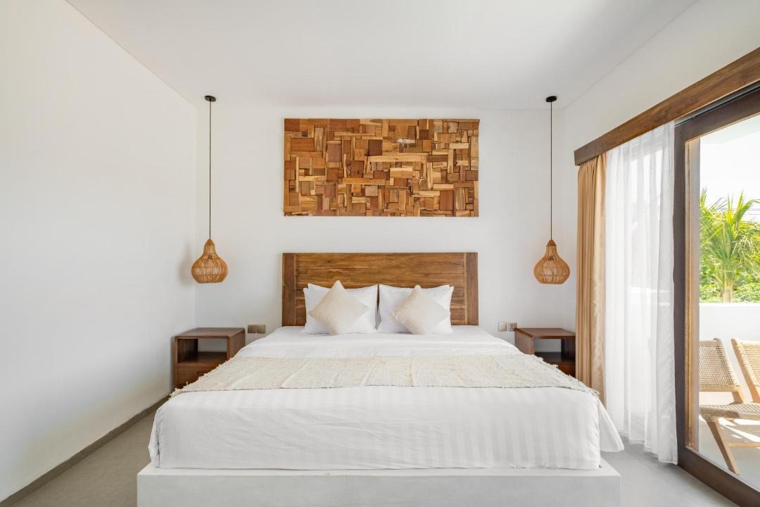 Photo of Others in Sunset Road