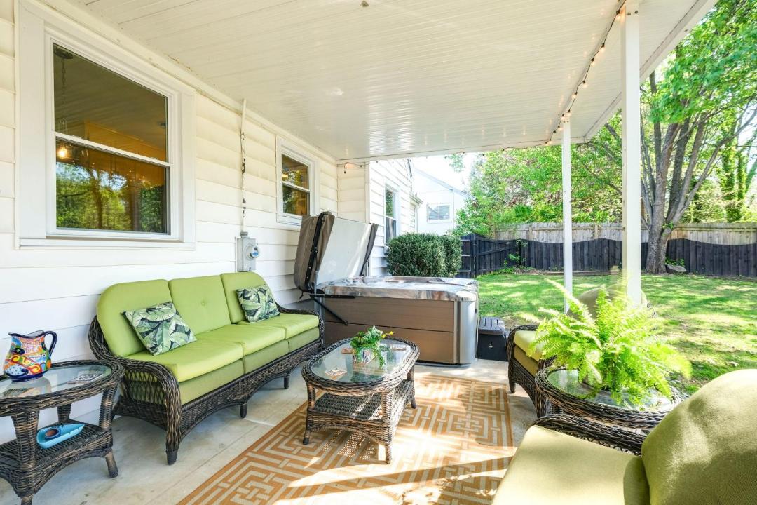 Photo of Patio Balcony in Roanoke