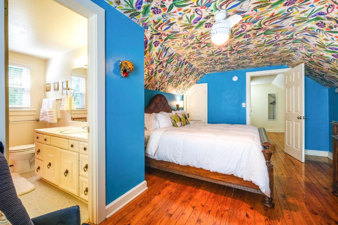 Photo of Bedroom in Roanoke