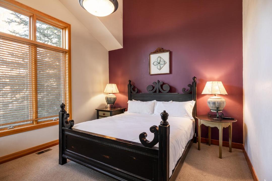 Photo of Bedroom in Park Meadows