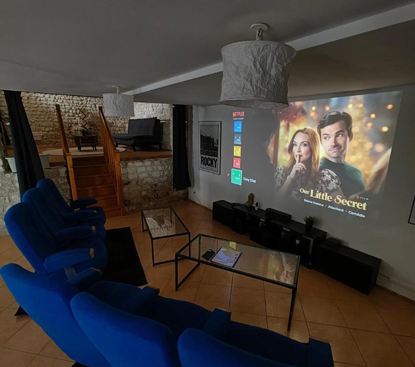 Photo of Livingroom in Pont-de-L'Arche