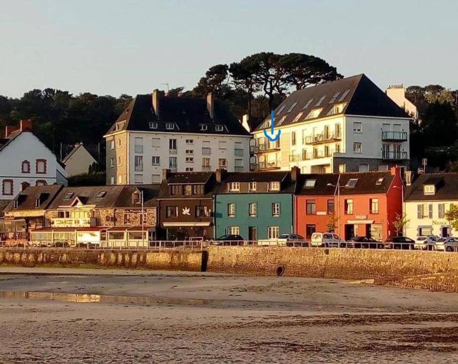Photo of Buildings in Crozon