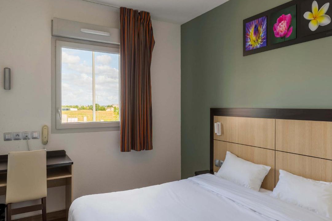 Photo of Bedroom in Maizieres-la-Grande-Paroisse