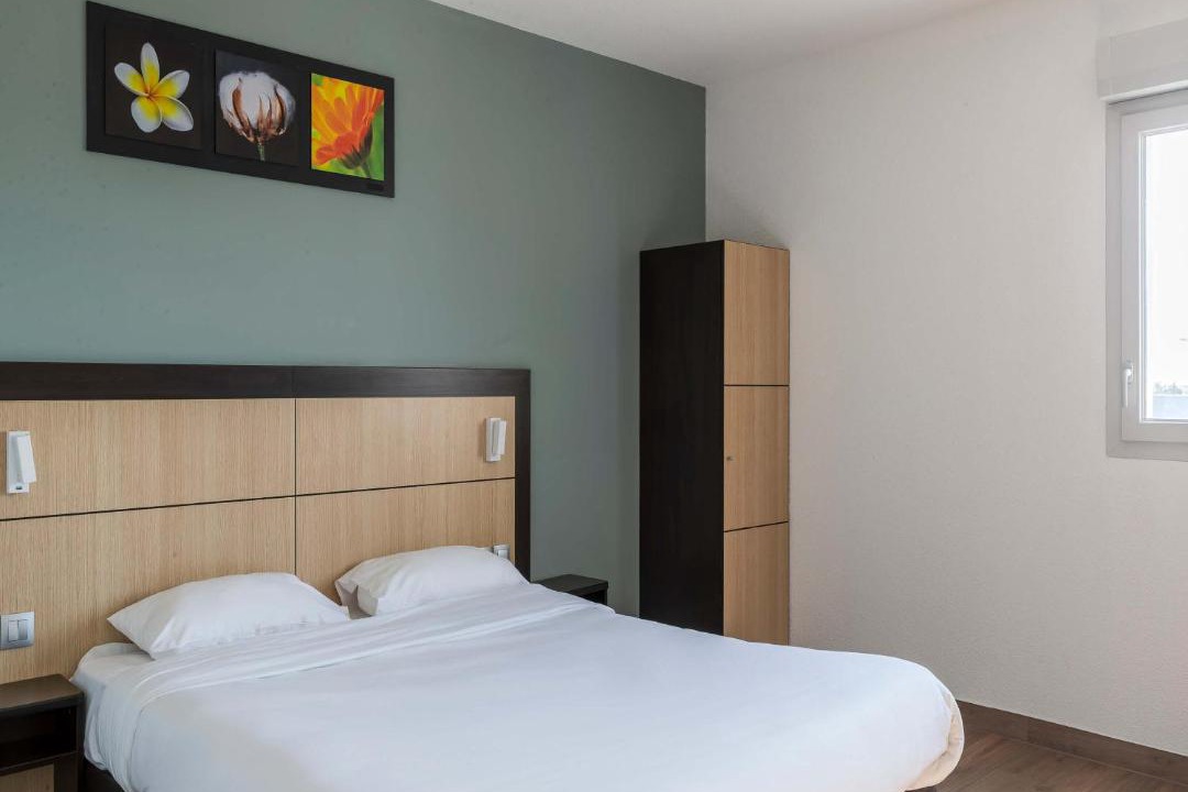 Photo of Bedroom in Maizieres-la-Grande-Paroisse