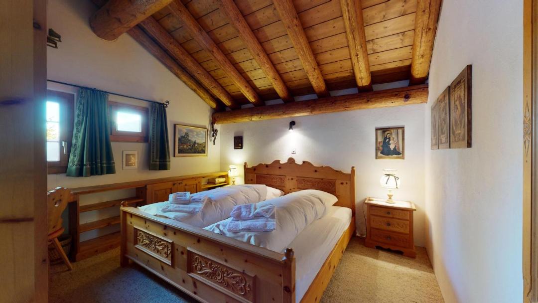 Photo of Bedroom in Madulain