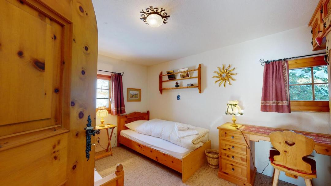 Photo of Bedroom in Madulain