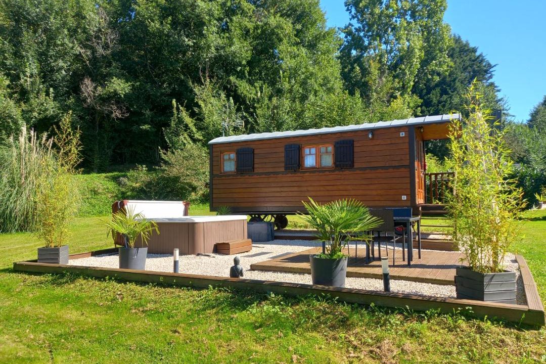 Photo of Others in Campuzan