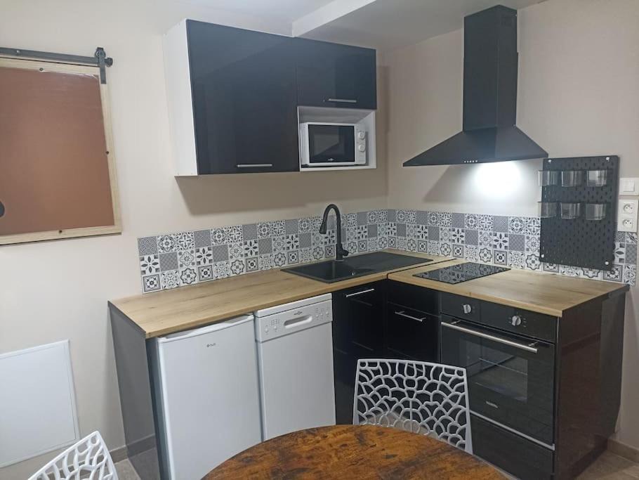 Photo of Kitchen in Abbeville