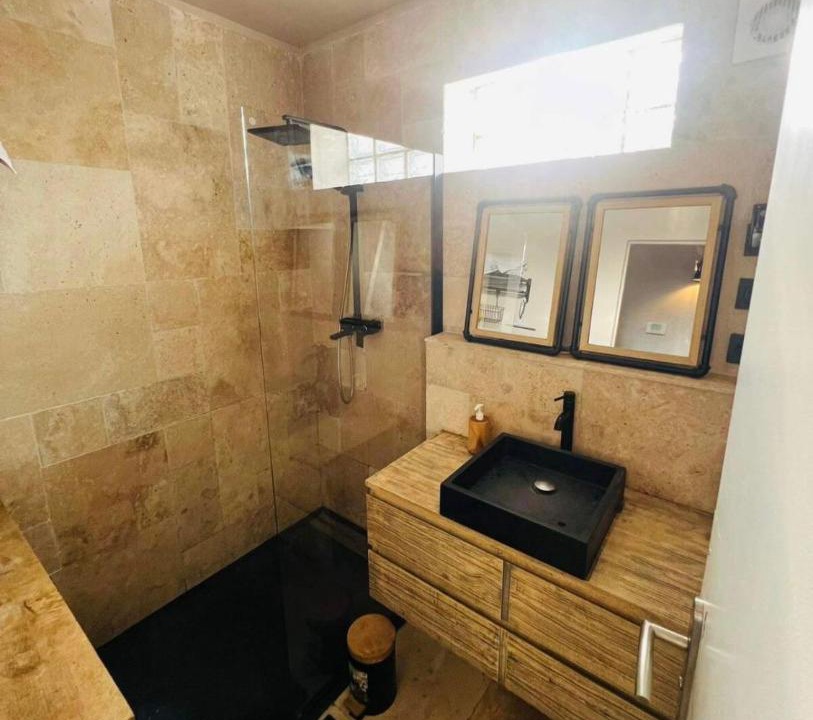 Photo of Bathroom in Aulnay-sous-Bois