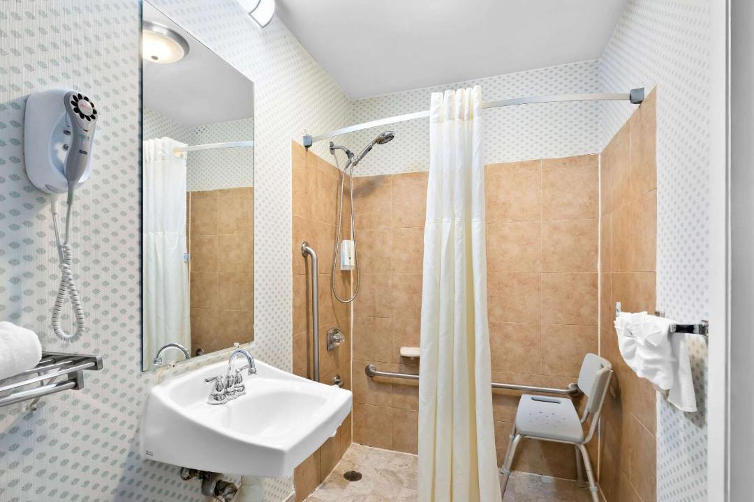 Photo of Bathroom in Northlake