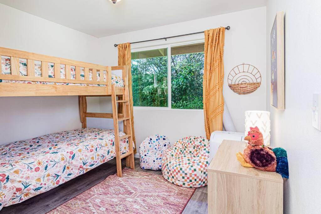 Photo of Bedroom in Keaau
