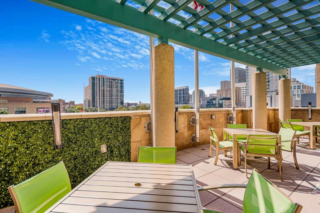 Photo of Patio Balcony in Houston Convention District