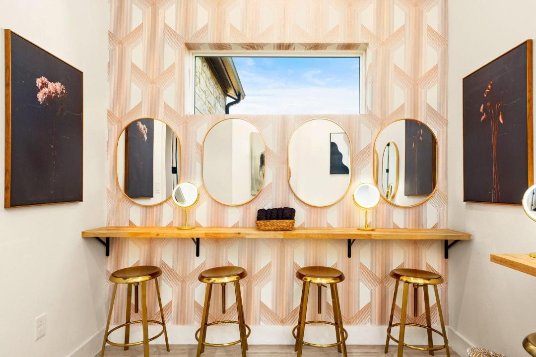 Photo of Bathroom in Driftwood