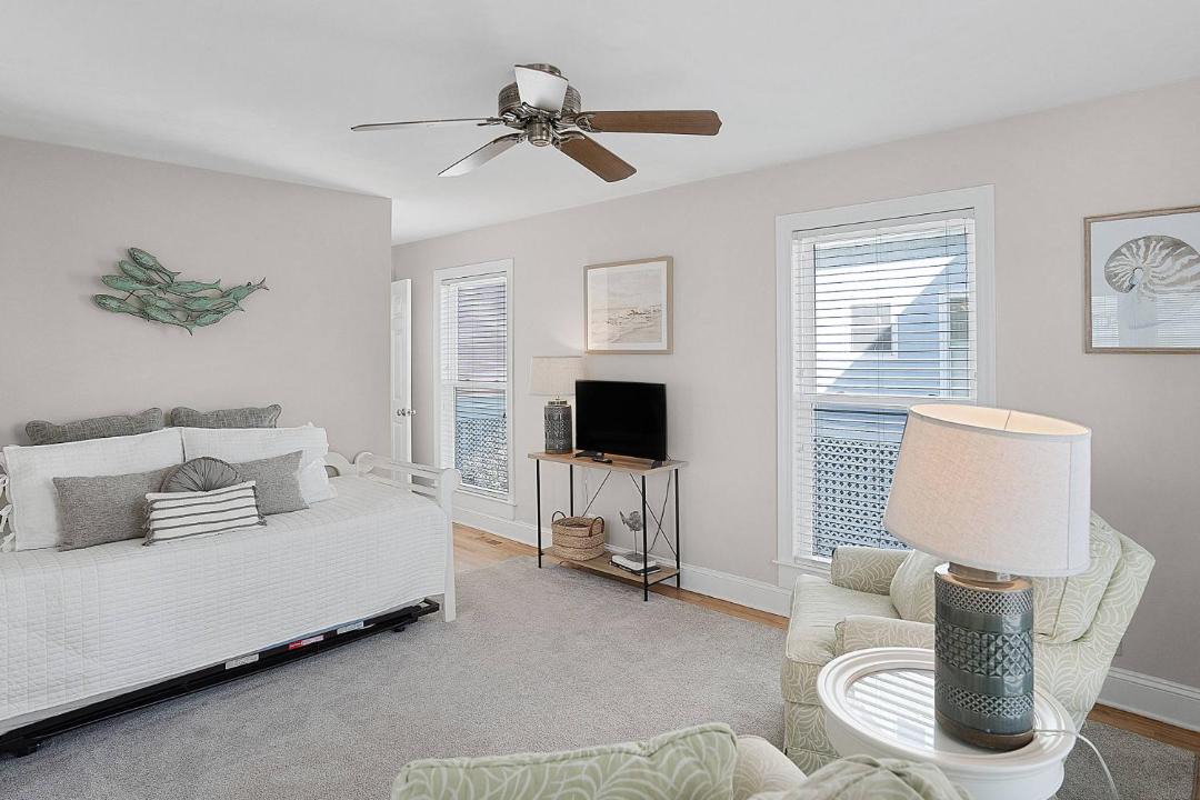 Photo of Bedroom in Oceanmarsh Subdivision