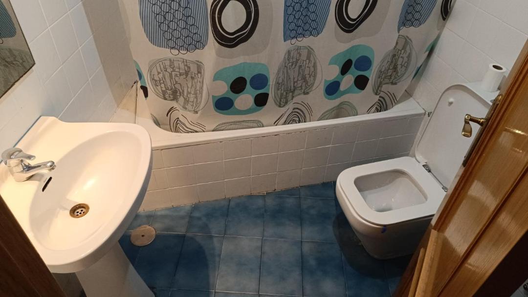 Photo of Bathroom in Patraix