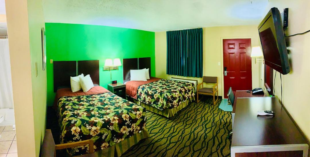 Photo of Bedroom in Liberal