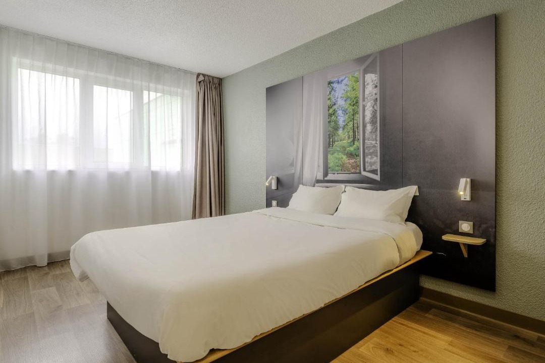 Photo of Bedroom in Proville
