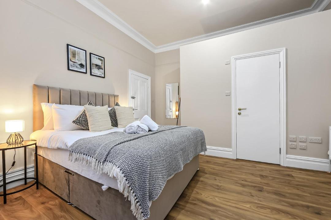 Photo of Bedroom in Clapton