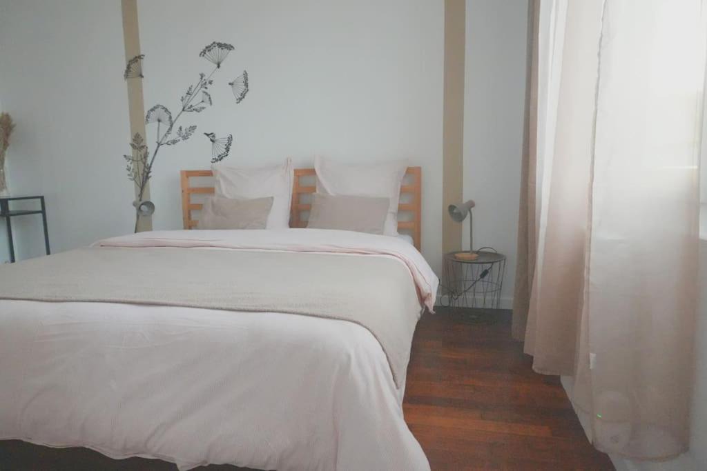 Photo of Bedroom in Clamart