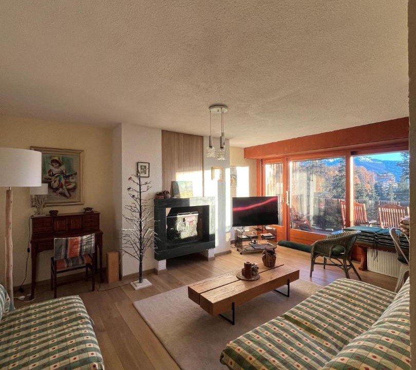 Photo of Bedroom in Lens