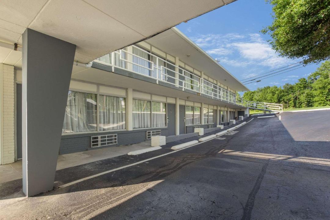 Photo of Others in Radcliff