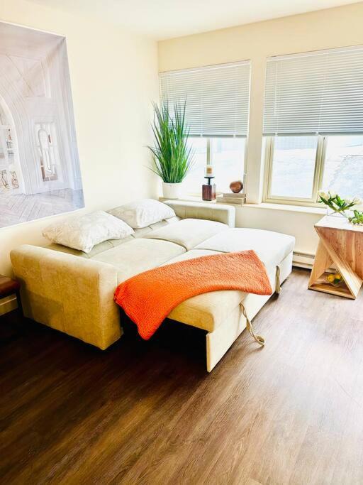 Photo of Bedroom in University District