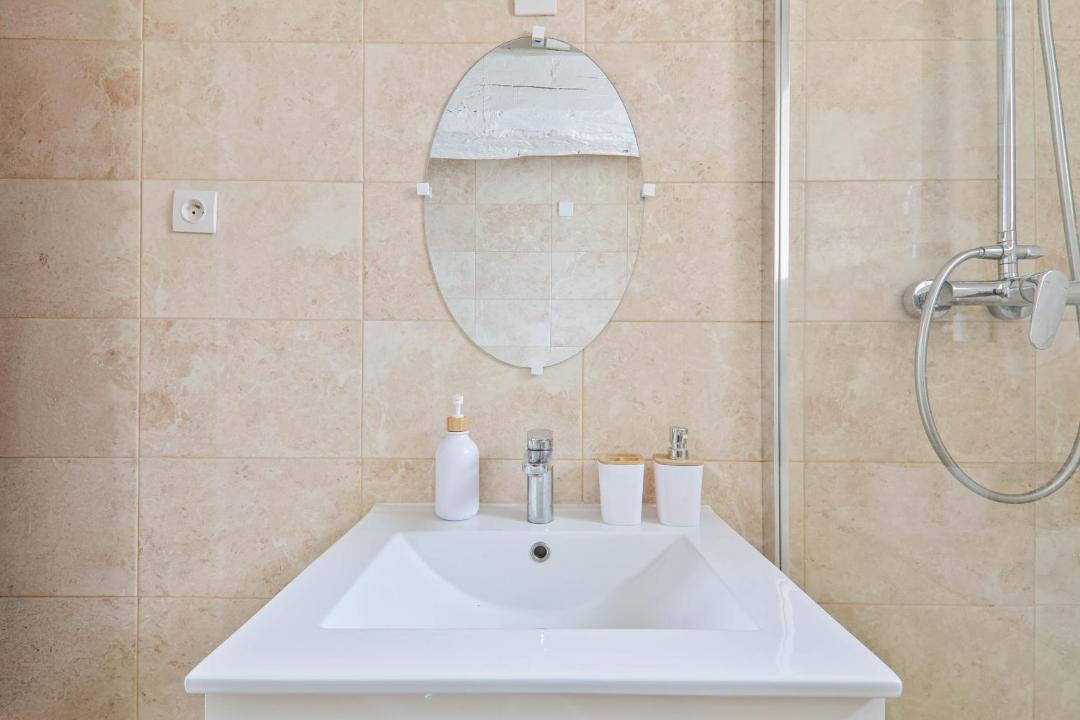 Photo of Bathroom in Etampes