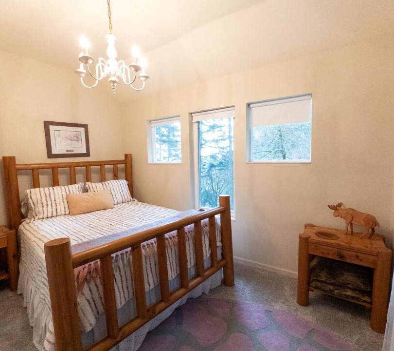 Photo of Bedroom in Corvallis