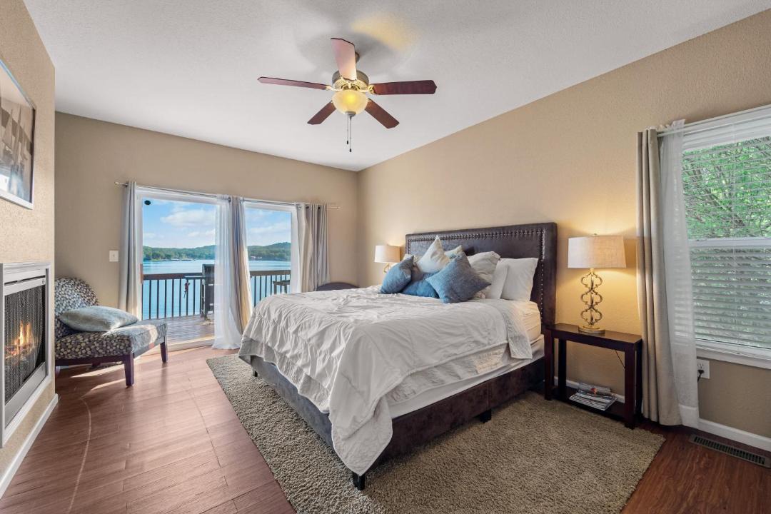 Photo of Bedroom in Lake of the Ozarks