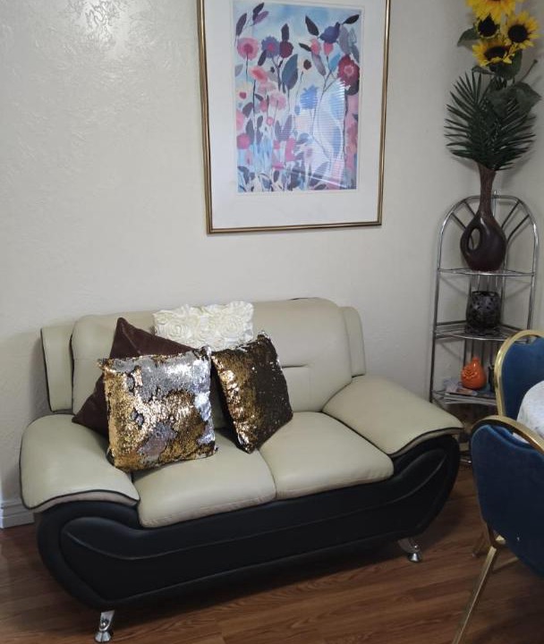 Photo of Livingroom in West Jordan