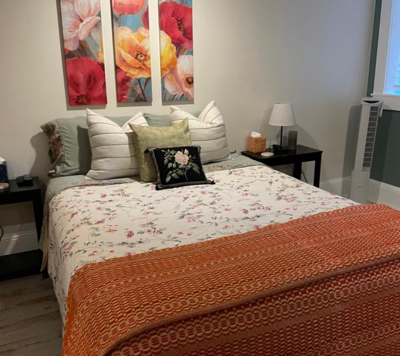 Photo of Bedroom in Hollywood District