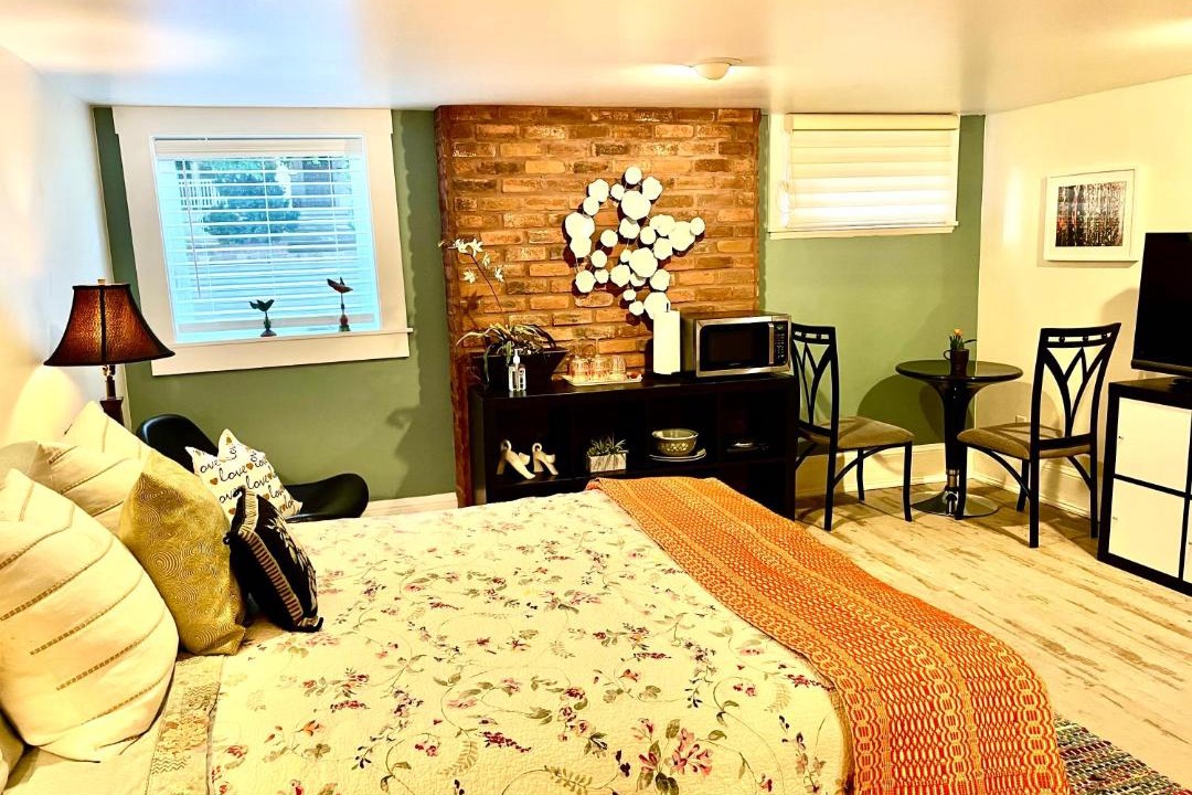 Photo of Others in Hollywood District