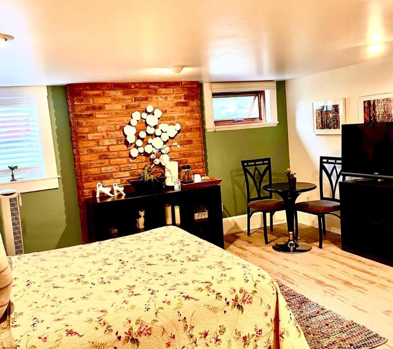 Photo of Others in Hollywood District