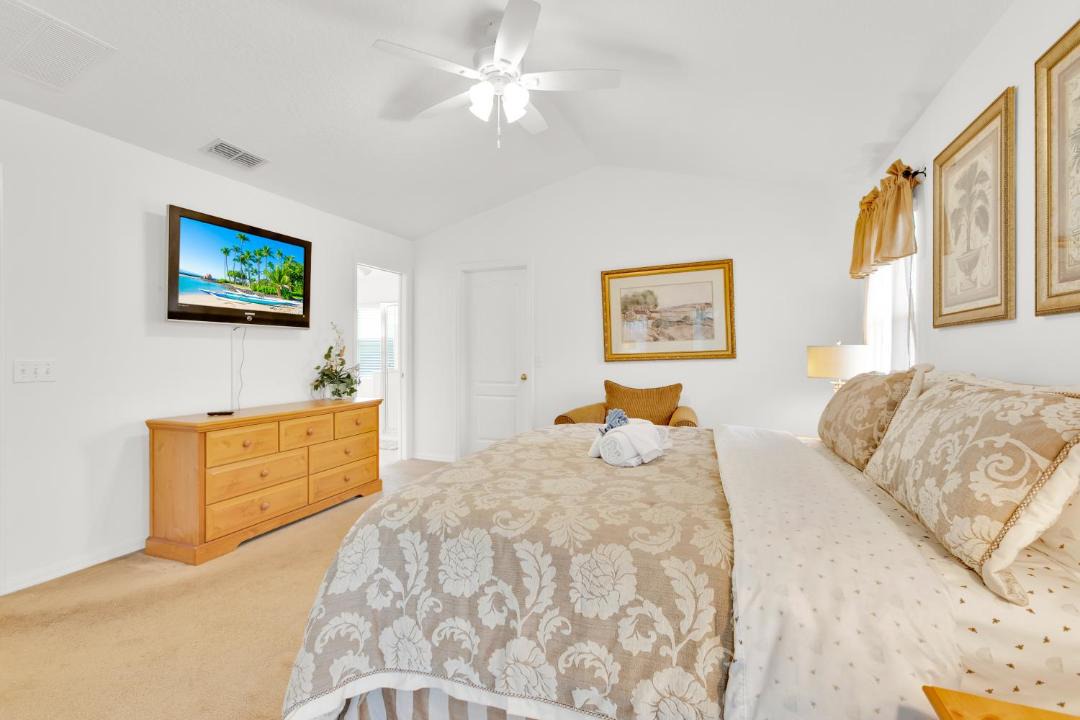 Photo of Bedroom in Tuscan Ridge