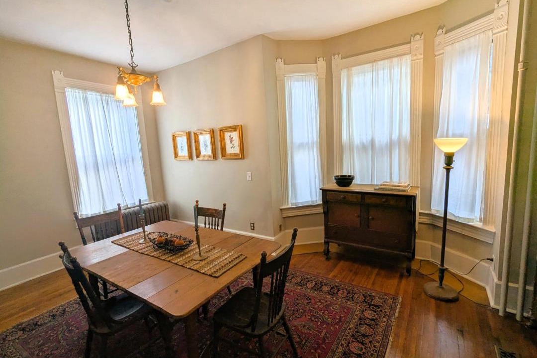 Photo of Others in Hannibal