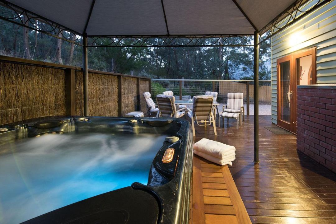 Photo of Others in Hepburn